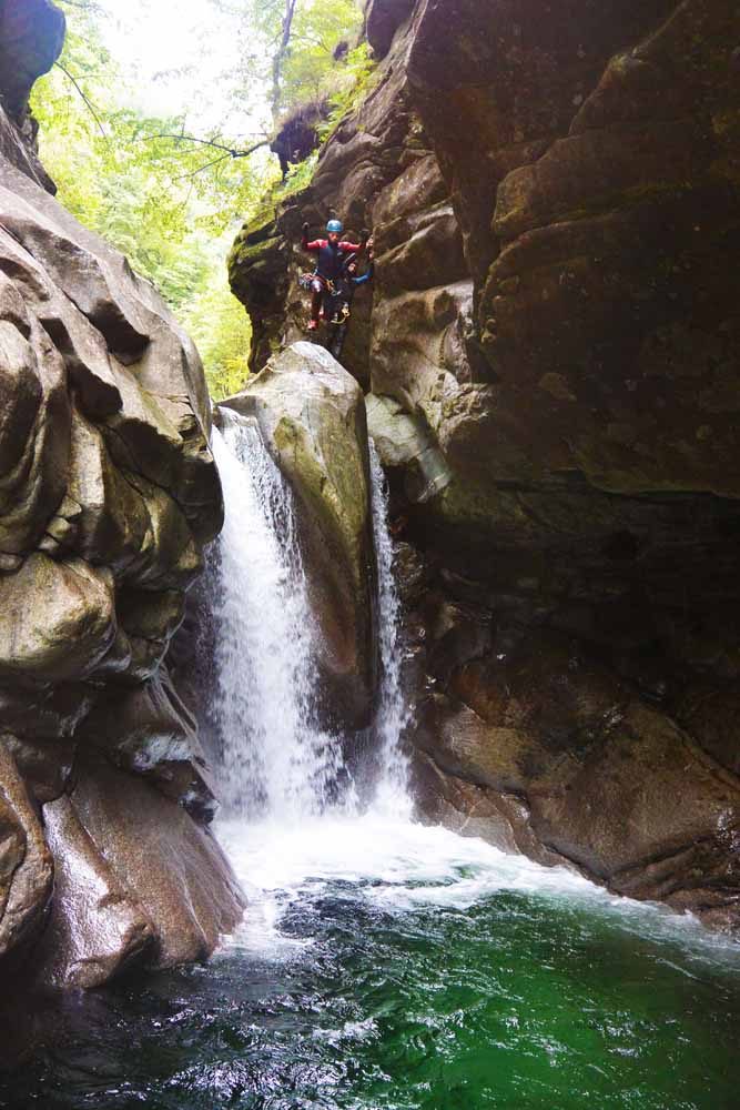  stage canyoning Suisse